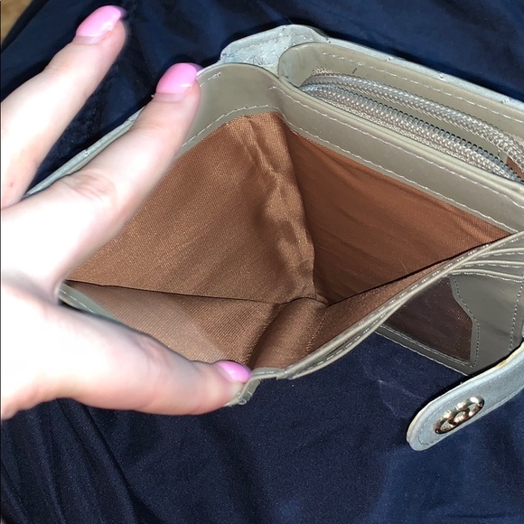 Grey wallet - Picture 3 of 5